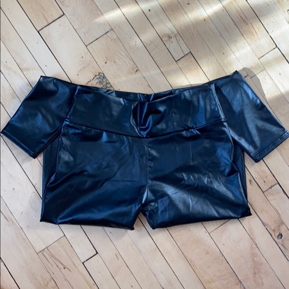 Faux leather leggings